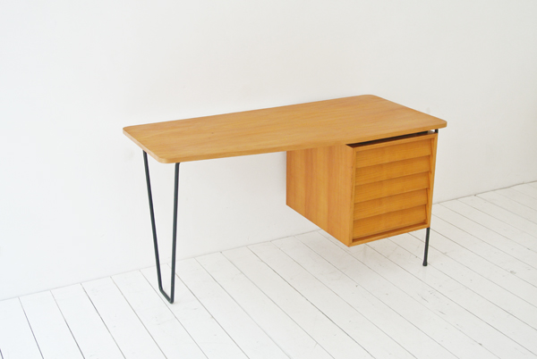 t_desk kresse modernist 7