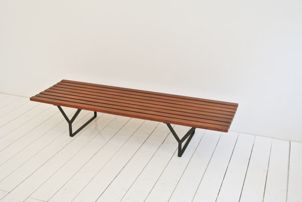 st_slat bench y-legged 4