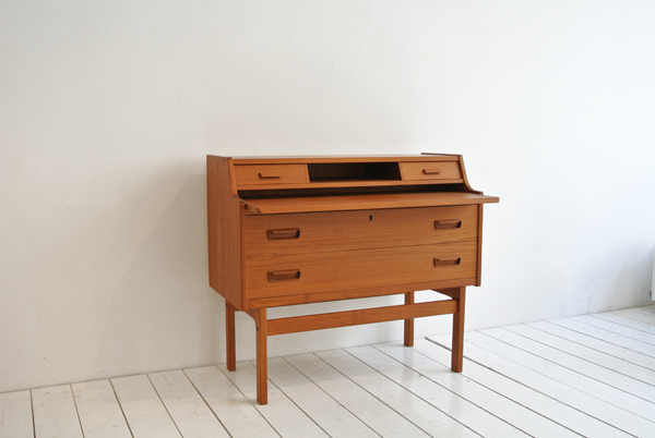 k_secretary 70 2 iversen vinde teak 7